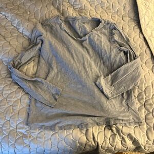 Old Navy Medium Tall  Gray Long Sleeve V Neck